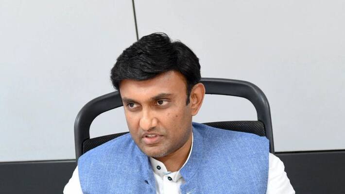 Karnataka government to form panel to study effects of COVID-19 in recovered cases -ymn Karnataka government to form panel to study effects of COVID-19 in recovered cases -ymn