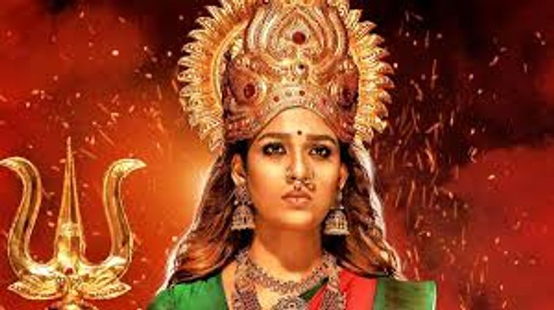 தற்போது புதிதாக அம்மன் அவதாரம் எடுத்துள்ள நயன்தாரா இந்த வேடத்தில் எந்த அளவிற்கு பொருந்தி நடித்துள்ளார் என்பதை மூக்கி அம்மன் படம் வந்த பிறகு தான் பார்க்க முடியும். பல நடிகைகள் அம்மன் வேடத்தில் நடித்திருந்தாலும் உங்கள் சாய்ஸ் யார் என்பதை கமெண்டில் சொல்லுங்கள்.