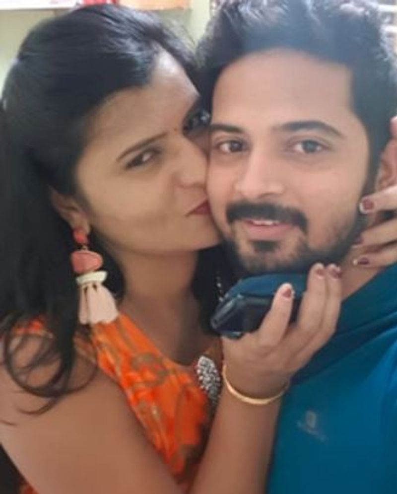 ನಟಿ ಚಂದನಾ ಆತ್ಮಹತ್ಯೆ ಪ್ರಕರಣಕ್ಕೆ ಸಂಬಂಧಿಸಿದಂತೆ ಪ್ರಿಯಕರನ್ನ ಭಾನುವಾರಪೊಲೀಸರು ಬಂಧಿಸಿದ್ದಾರೆ.