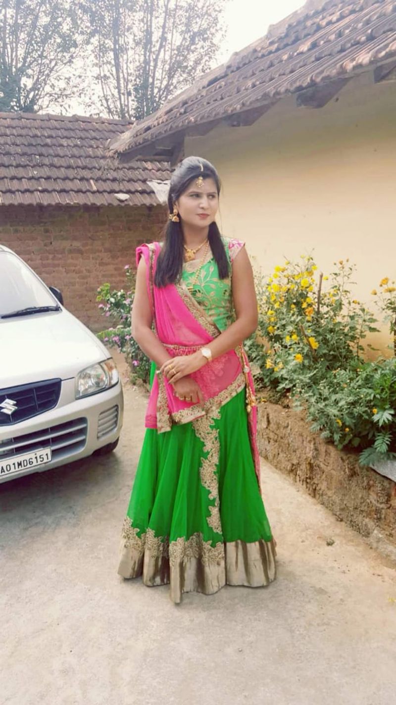 ಕಿರುತೆರೆ ನಿರೂಪಕಿ ಹಾಗೂ ಸಹ ನಟಿ ಚಂದನಾ ಆತ್ಮಹತ್ಯೆ ಪ್ರಕರಣ ಭಾರೀ ಚರ್ಚೆಗೆ ಕಾರಣವಾಗಿತ್ತು. ಪ್ರೀತಿಸಿ ಮೋಸ ಹೋದ ಕಾರಣಕ್ಕೆ ಅವರು ವಿಷ ಸೇವಿಸಿ ಆತ್ಮಹತ್ಯೆ ಮಾಡಿಕೊಂಡಿದ್ದರು.