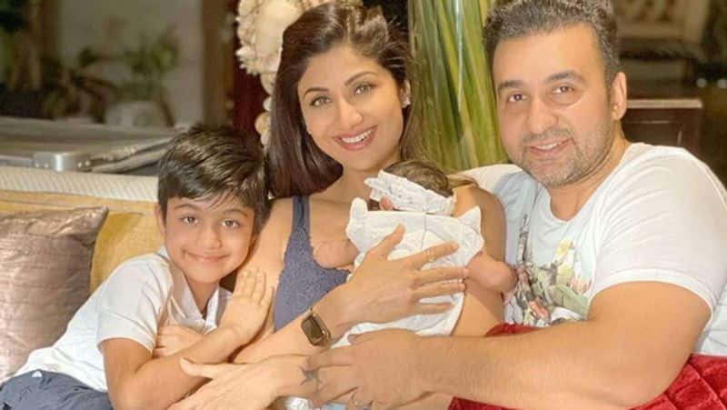 Why Shilpa Shetty wears two watches in  hand
