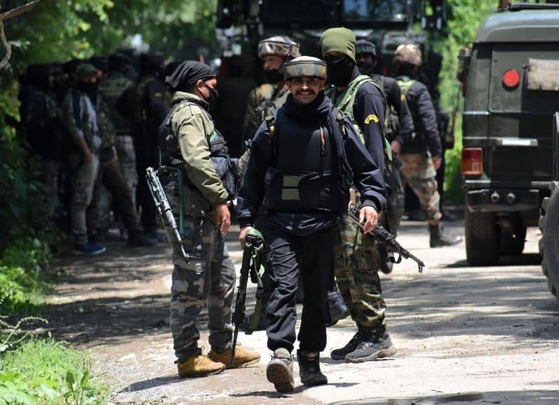 Security forces achieve great success in the valley, eight terrorists were shot dead