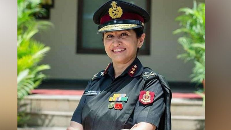 माधुरी इन दिनों नई दिल्ली स्थित सेना के मुख्यालय में चीफ ऑफ डिफेंस स्टाफ(CDS) के तहत कार्यरत हैं। CDS एक ऐसा पद है, जो तीनों सेवाओं- थल, नौसेना और वायु सेना से संबंधित मामलों पर अपनी सलाह दे सकता है। यानी यह पद तीनों सेनाओं का एक सेतु है।