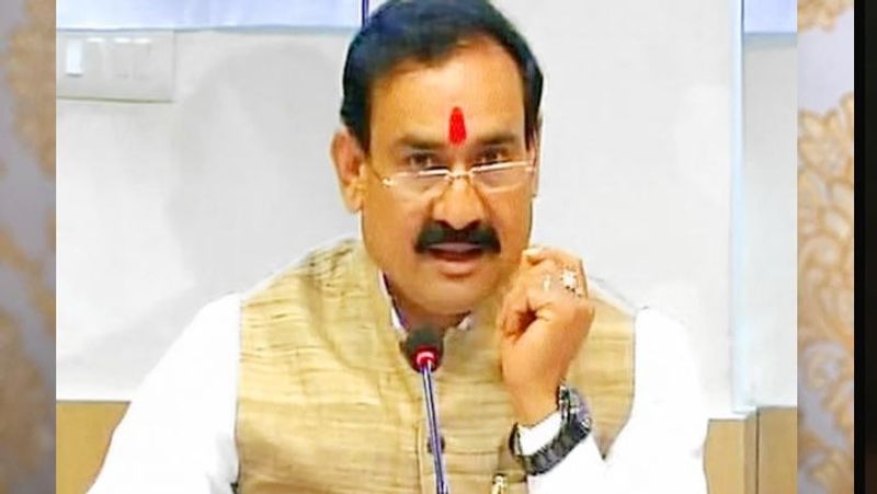 जब मध्य प्रदेश शासन ने दिल्ली प्रशासन को वीरेंद्र की कोरोना से मौत की जानकारी दी तो आनन-फानन में बेटी और पत्नी के सैंपल लिए गए। वहीं राज्य के गृह, लोक स्वास्थ्य एवं परिवार कल्याण मंत्री डॉ. नरोत्तम मिश्रा ने वीरेंद्र की मृत्यु पर दुख जताया। उन्होंने कहा कि दिल्ली-मुंबई की सरकार सिर्फ बातें कर रही हैं। यदि वे काम कर रही होती तो इस प्रकार वीरेंद्र को 5 दिन भटकना नहीं पड़ता और आज वह जिंदा होता।
