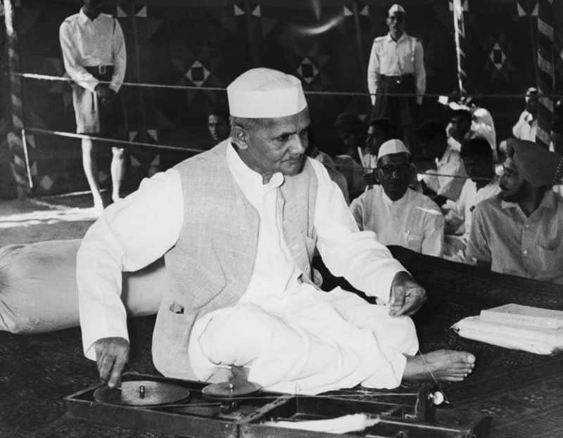 Lal Bahadur Shastri Jayanti: Inspirational quotes that have moved the nation