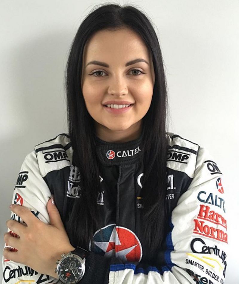 Porn star Renee Gracie want to comeback racing track again spb