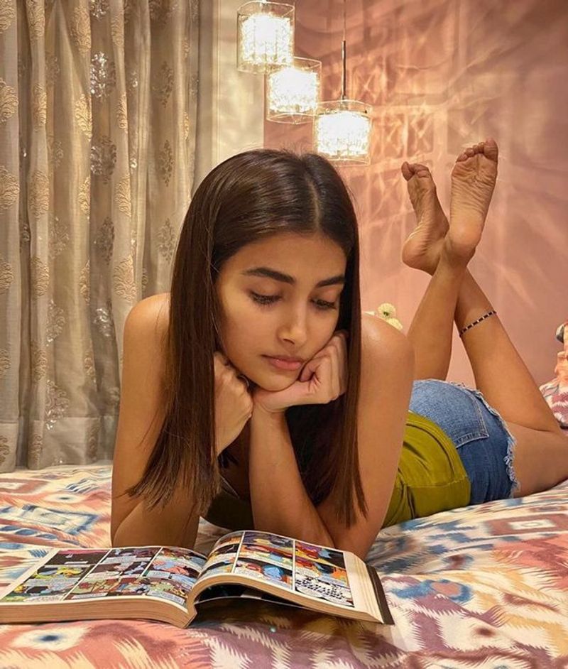 pooja hegde wants to join in shoot as past as possible
