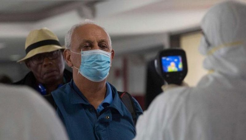 Robot Zafira scans customers for masks, dispenses sanitiser at Tamil Nadu garment store BSS