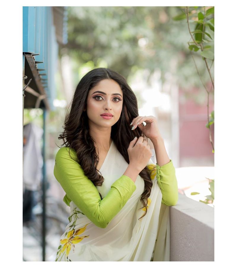 Aayesha