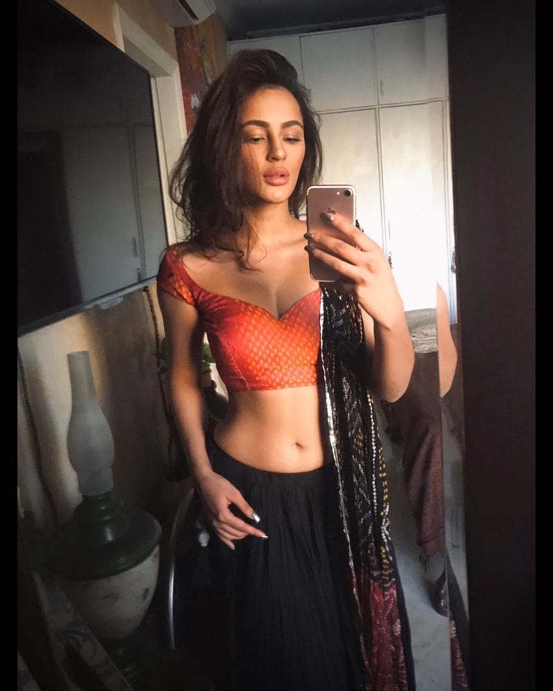 Run Raja Run Fame Seerat Kapoor Hot Photos