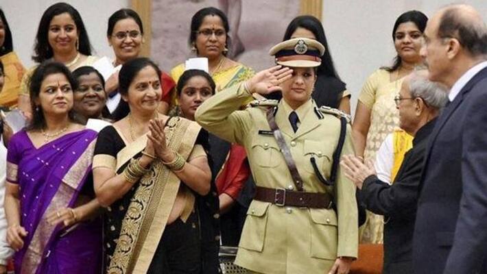 Haryana IPS officer Bharti Arora seeks premature retirement to devote the rest of her life to Bhagwan Shri Krishna Haryana IPS officer Bharti Arora seeks premature retirement to devote the rest of her life to Bhagwan Shri Krishna
