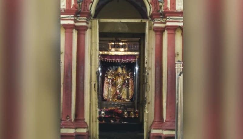 However, many rules have been made in Dakshineswar temple due to the COVID-19 situation. The road to the Ganga ghat will be barricaded on the day of Mahalaya.
