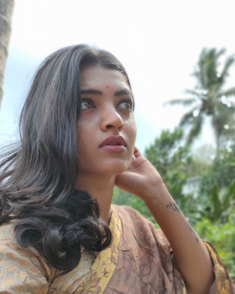 இதனால் விரைவில் இவர் திரைப்படங்களில் நடிப்பார் என எதிர்பார்க்கப்பட்டது.