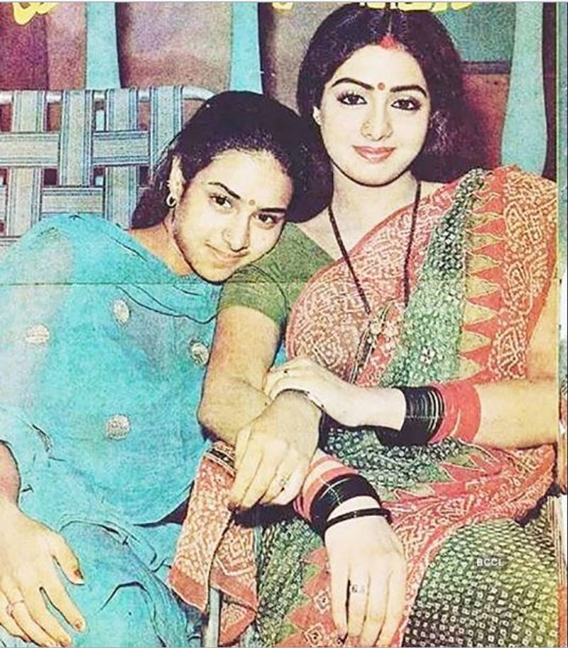 ஆரம்பகாலத்தில் ஸ்ரீதேவி, தங்கையுடன் தான் ஷூட்டிங்கிற்கு செல்வாராம். ஸ்ரீலதாவிற்கும் அக்காவைப் போல் தானும் மிகப்பெரிய நடிகையாக வலம் வர வேண்டும் என்ற ஆசை இருந்துள்ளது. 