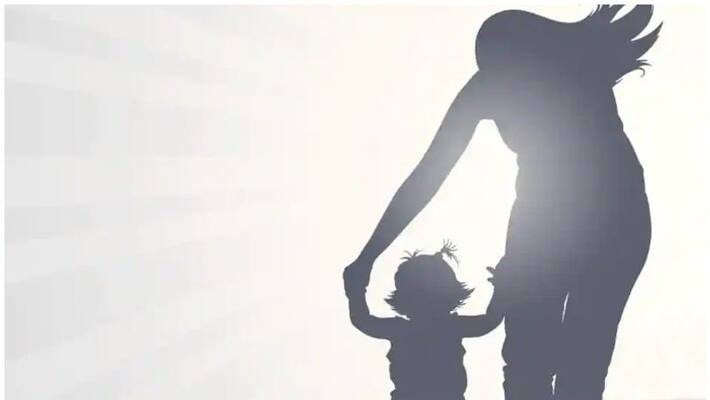 mother suicide along with her 9 months old baby in mahabubnagar mother suicide along with her 9 months old baby in mahabubnagar