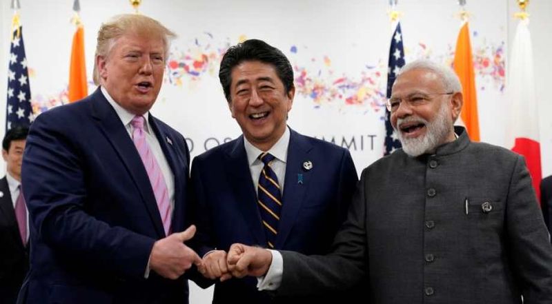 ट्रंप ने जियो के 5 जी में जाने को लेकर अंबानी से सवाल किया था। मुकेश अंबानी ने अमेरिकी प्रेसिडेंट को बताया कि रिलायंस इस दिशा में काम कर रहा है। इसी दौरान उन्होंने यह भी बताया कि रिलायंस जियो दुनिया की पहली ऐसी कंपनी है जिसमें चीन का कोई कम्पोनेंट इस्तेमाल नहीं हुआ है। जियो भारत की सबसे बड़ी कंपनी है। 