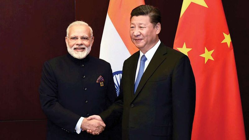 भारत चीन को विवाद को रूस के सांसद ने द्विपक्षीय बताया। उन्होंने कहा, रूस इस तरह के विवाद में हस्तक्षेप नहीं करना चाहता। हालांकि, कभी जरूरत पड़ती है तो इमानदार मध्यस्थ की भूमिका जरूर निभा सकता है। लेकिन इस दौरान सेना का इस्तेमाल ना हो। 