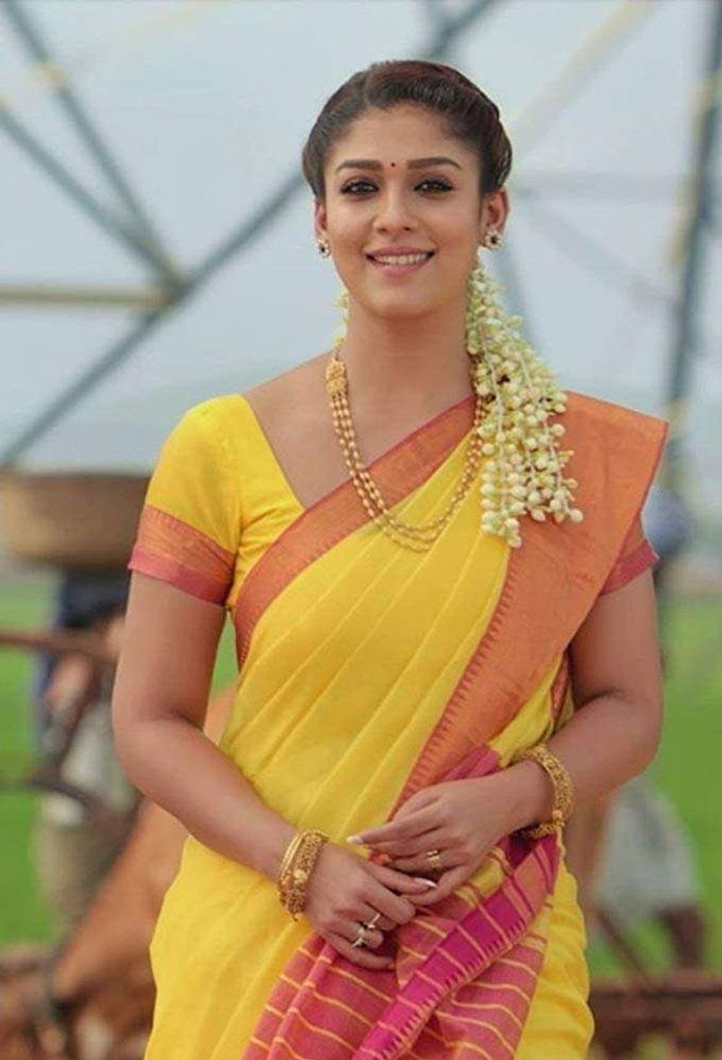 மற்ற நடிகைகளைப் போலவே, நயன்தாராவும் சாப்பாட்டை விட பழ ஜுஸ்களை தான் அதிகம் குடிப்பாராம். 