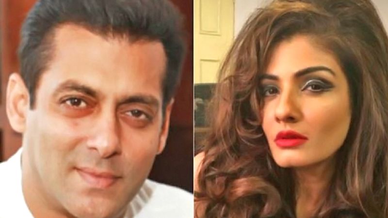 রবিনা একটি সাক্ষাৎকারে আরও জানিয়েছিলেন, একটা সময় পরিচালক হিসেবে স্ট্যাম্পড ছবিটি বানিয়েছিলাম। ছবিতে একটি আইটেম সং ছিল। টাকা কম থাকার কারণে কোনও প্রথমসারির নায়ককে বেশি টাকা দিতে পারিনি।