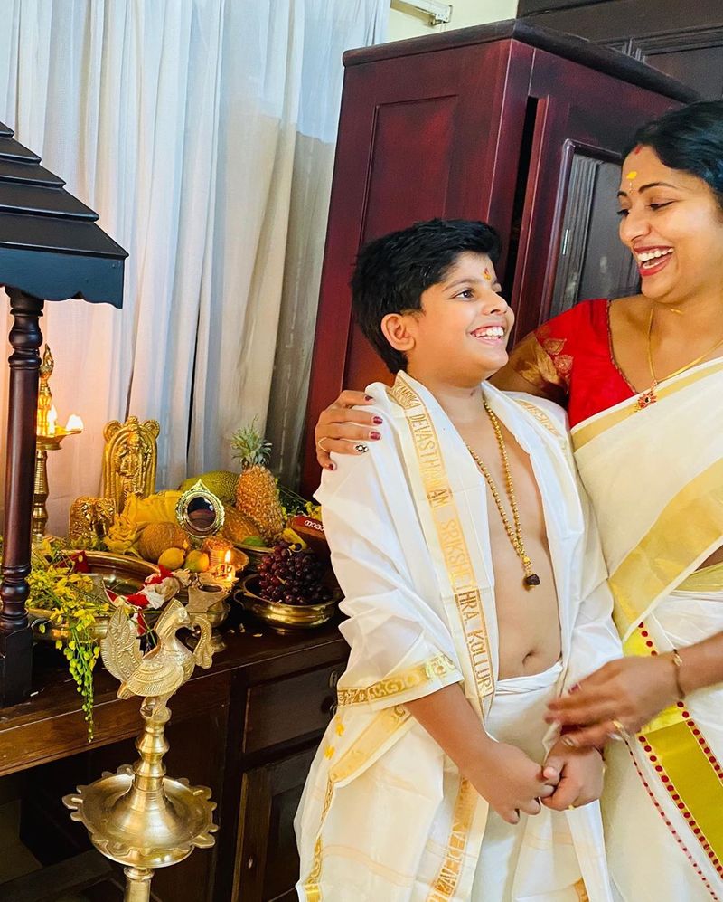 ஆனந்த சிரிப்பு 