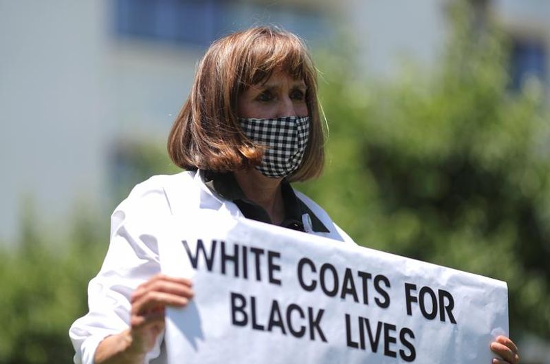 health workers protest in america on george floyd death