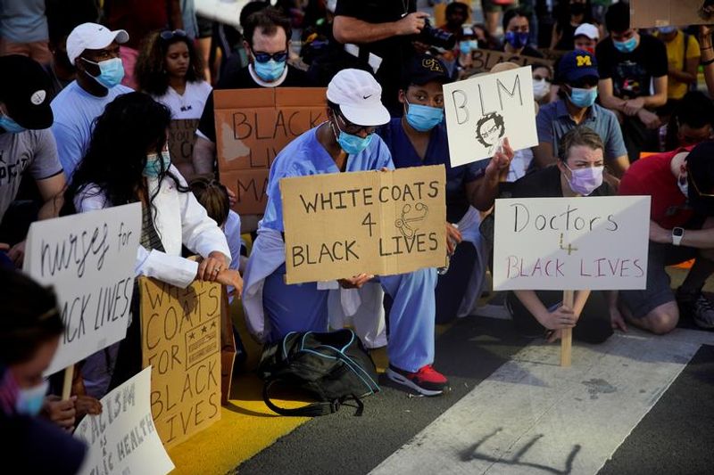 health workers protest in america on george floyd death