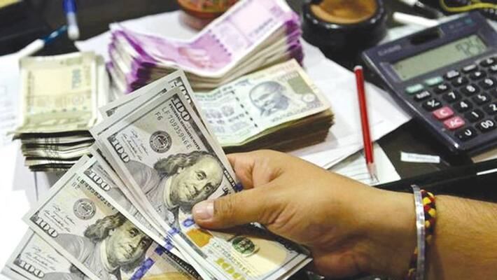 India s foreign exchange reserves fell for a seventh straight week India s foreign exchange reserves fell for a seventh straight week