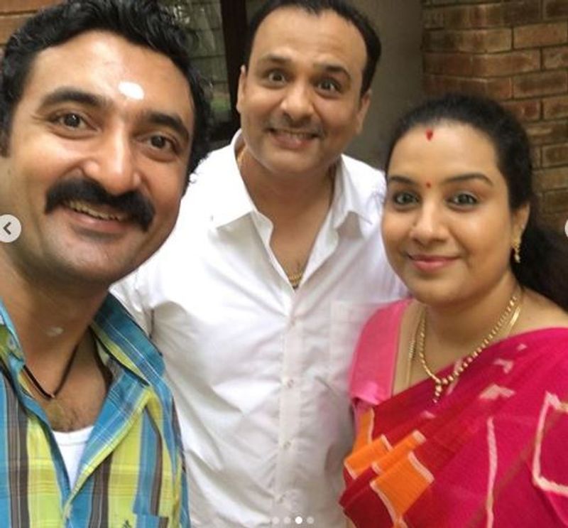 நடிகர் கிருஷ்ணா வெளியிட்டுள்ள புகைப்படங்கள் ரசிகர்கள் மத்தியில் வைரலாக பார்க்கப்பட்டு வருகிறது.