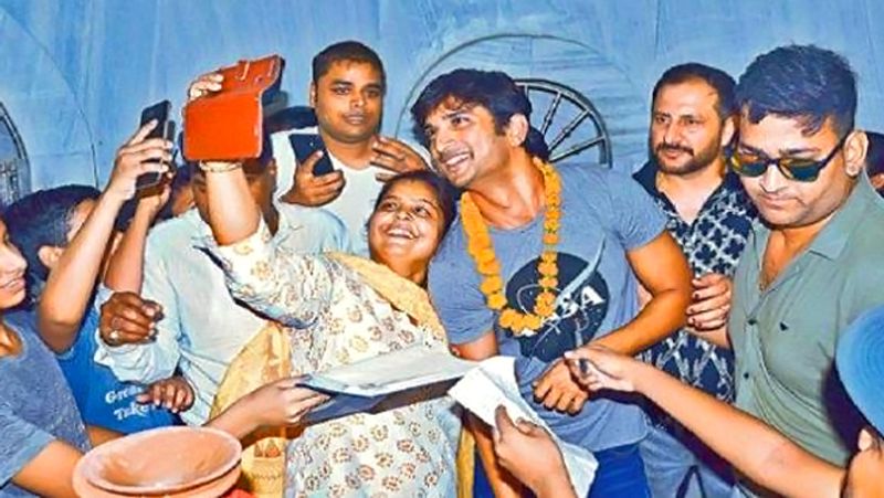 आरजेडी सांसद मीसा भारती ने शोक जताते हुए कहा है कि बहुआयामी प्रतिभा के धनी युवा अभिनेता सुशांत सिंह राजपूत के विचलित और स्तब्ध कर देने वाले मृत्यु पर शोक व्यक्त करती हूं। अपनी प्रतिभा के बल पर आपने फिल्म जगत और लोगों के हृदय में बहुत शीघ्र स्थान बनाया था। ईश्वर उनके परिवार को इस आघात को सहने की शक्ति प्रदान करें।