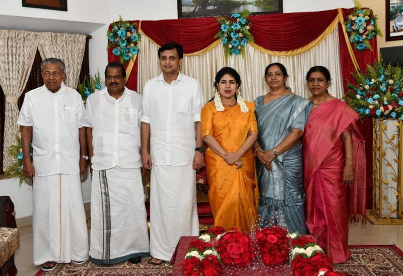 ಕೇವಲ ಕುಟುಂಬ ಸದಸ್ಯರು ಹಾಗೂ ಆಪ್ತರ ಸಮ್ಮುಖದಲ್ಲಿ ಸರಳ ರೀತಿಯಲ್ಲಿ ಈ ವಿವಾಹ ನಡೆದಿದೆ.