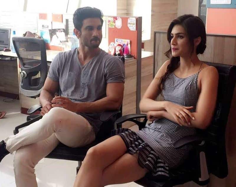 kriti sanon shares a heart warming note for sushant singh rajput, i wish you hadn't pushed the ones who loved