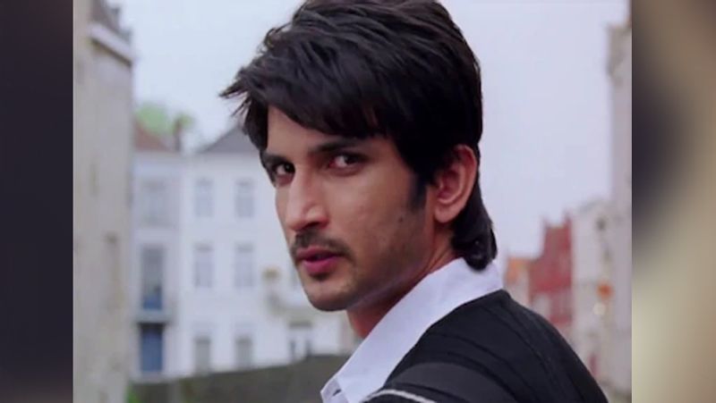 সুশান্তের বোনের বয়ানও রেকর্ড করা হয়েছে। এবার পুরো পরিবারের সঙ্গে কথা বলবে বলে জানা গিয়েছে। সুশান্তের শেষকৃত্যের জন্য সেদিন তাদের জেরা করেননি পুলিশ।
