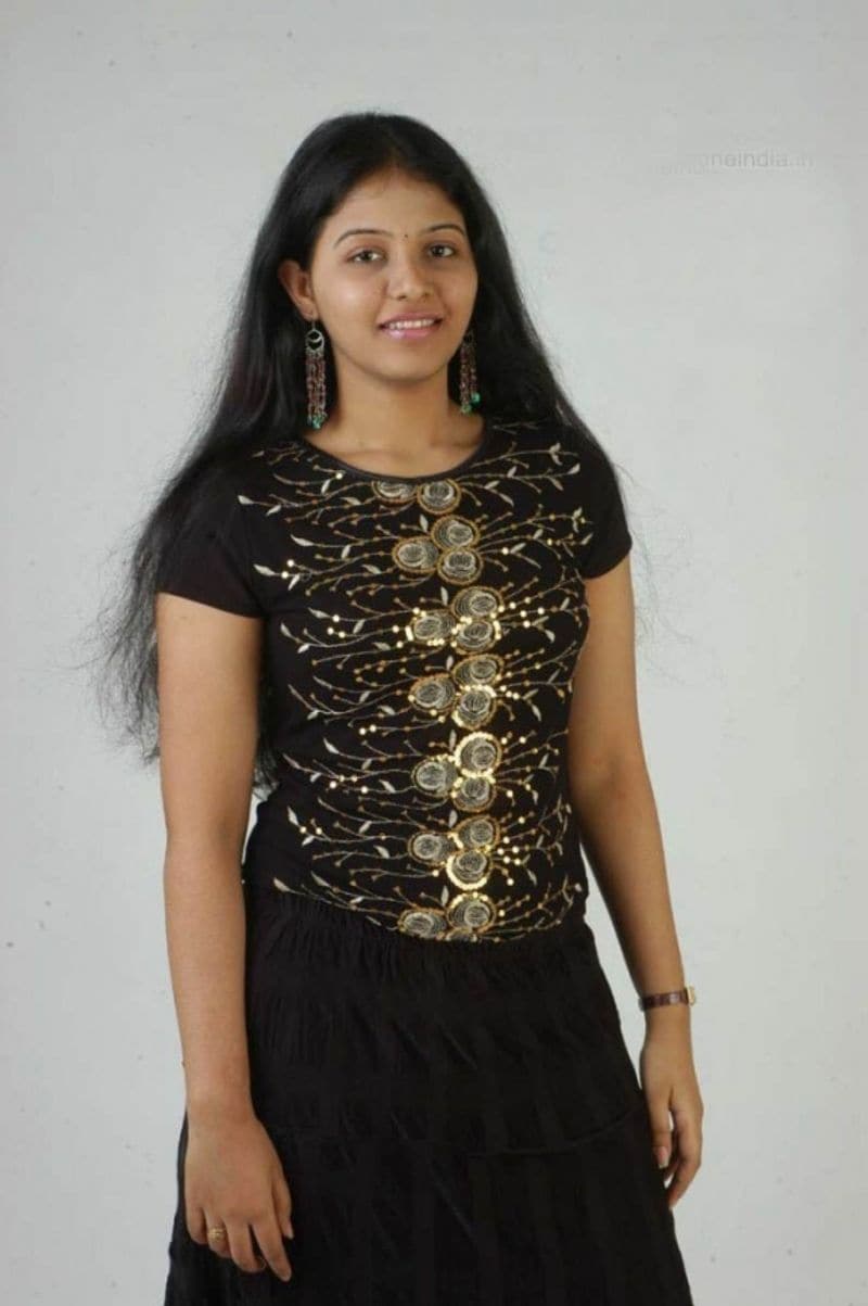 முதல் படத்திலேயே தமிழ் ரசிகர்களின் மனதை வென்ற முகம்