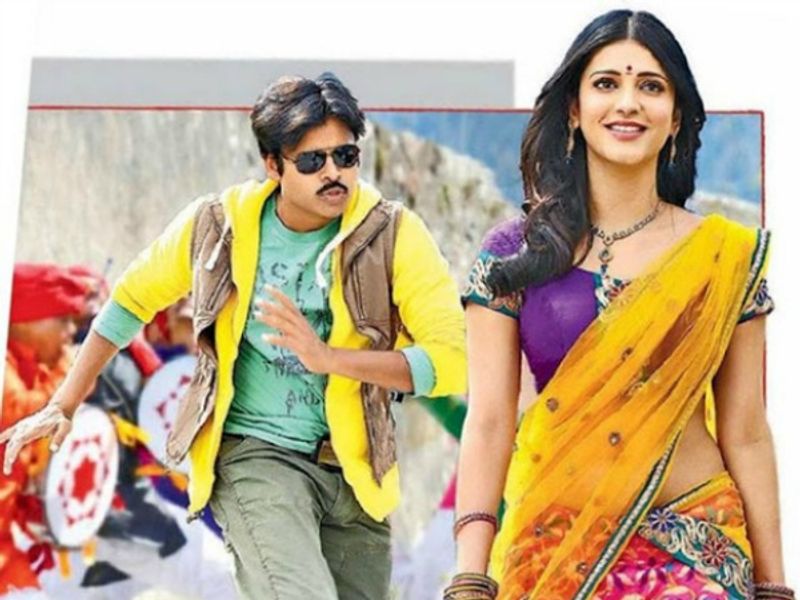“வக்கீல் சாப்” என பெயரிடப்பட்டுள்ள அந்த படத்தில் பவன் கல்யாணுக்கு ஜோடியாக ஸ்ருதி ஹாசன் நடிக்க உள்ளார்.வெறும் 7 நாட்கள் மட்டுமே நடிக்க உள்ள அந்த படத்திற்கு ஸ்ருதி ஹாசன் 70 லட்சம் ரூபாய் சம்பளமாக பெற்றுள்ளதாக தகவல்கள் வெளியாகியுள்ளன. 