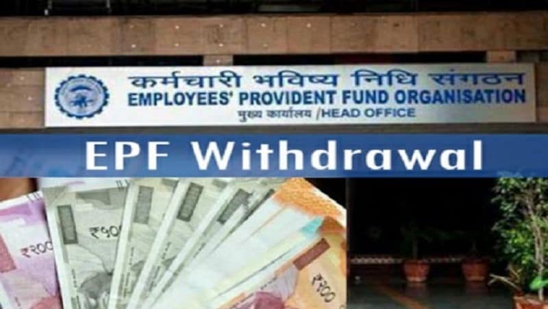 आधार होना चाहिए EPFO से लिंक
ऑनलाइन पीएफ विद्ड्रॉल के लिए आधार कार्ड का EPFO से लिंक होना जरूरी है। ऐसा होने पर अमाउंट निकालने का प्रॉसेसिंग टाइम 3-4 दिन का होता है। इम्प्लॉइज प्रोविडेंट फंड इसे और भी आसान बनाने जा रहा है। ऐसा होने पर अप्लाई करने के कुछ घंटों के भीतर ही पैसा निकाला जा सकता है। इसके लिए पीएफ अकाउंट का KYC पूरा होना चाहिए।
