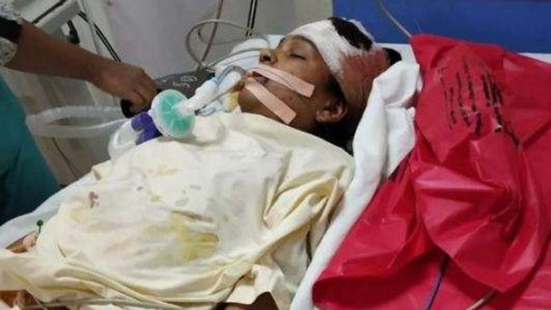 बता दें कि वंदना की 31 मार्च को अचानक ड्यूटी के दौरान ही तबीयत बिगड़ गई थी जिसके बाद उन्हें 1 अप्रैल को परिजन ने ग्वालियर के अस्पताल में भर्ती कराया था जहां जांच के बाद पता चला कि वंदना को ब्रेन हेमरेज हुआ है और यहीं पर करीब हफ्तेभर बाद उसकी इलाज के दौरान मौत हो गई थी।