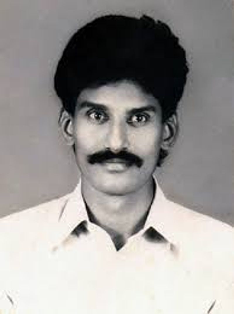 நெப்போலியன் குமரேசன் இருக்கும்பொழுது எடுக்க பட்ட புகைப்படம் 