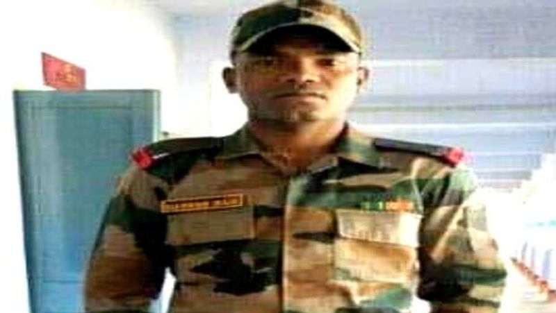  जवान के चाचा तिहारूराम ने मीडिया से बातचीत के दौरान बताया कि करीब एक महीने पहले आखिरी बार गणेश से बात हुई थी। तब उसने बताया था कि उसकी पोस्टिंग चीन बॉर्डर पर हो गई है। वह एक-दो महीने बाद घर आएगा।
