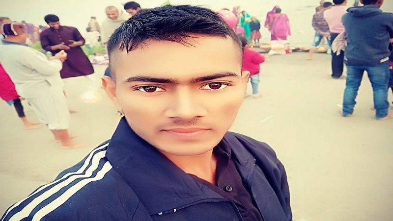 जय किशोर के शहादत की खबर सुनकर गांव में मातमी सन्नाटा पसरा हुआ है। ग्रामीणों ने बताया कि जय किशोर अविवाहित थे। उनके शादी की बात चल रही थी।
