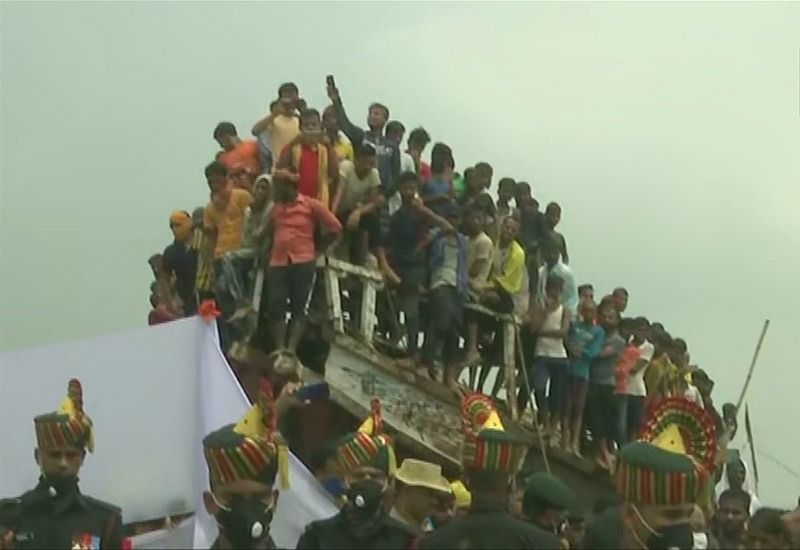 বৃহস্পতিবার সকালে হাবিলদার সুনীল কুমারের মৃতদেহ নিয়ে আসা হয় তাঁর পাটনার বাড়িতে।