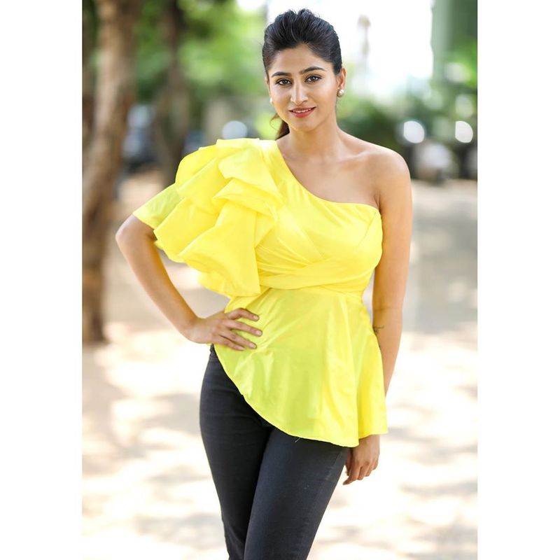 Telugu actress Varshini Sounderajan Hot Photos
