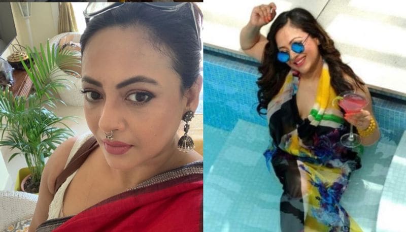 শ্রীলেখা মিত্র। নামটাই যেন যথেষ্ঠ। পুরুষদের আকৃষ্ঠ করতে তার জুড়ি মেলা ভার। এই বয়সে এও নেটদুনিয়ায় নিজের জায়গাটা বেশ জাকিয়ে ধরে রেখেছেন অভিনেত্রী। বাঙালি কন্যার শাড়ির ভাঁজে ক্লিভেজ উন্মুক্ত করেই হোক, কিংবা সমাজেসেবামূলক কাজ করেই হোক- সবেতেই সাবলীল শ্রীলেখা।