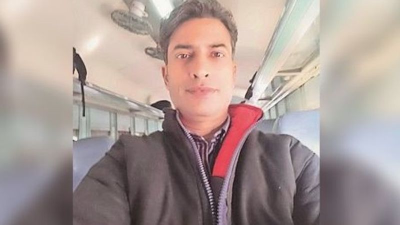 प्रदीप कुमार ने फेसबुक पर कहा-मेरा पूरा पैसा पहली ही पत्नी ले चुकी थी। घर में करीब पांच लाख रुपए रखा हुआ था उसको भी पत्नी अपनी बहनों के साथ चोरी करके ले गई। 
