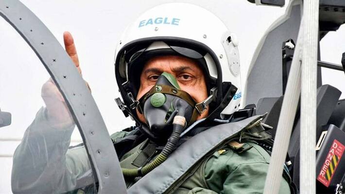India-China dispute: Air Force Chief Bhadauria said - no warsituation on border nor peace, only uncomfortable situation India-China dispute: Air Force Chief Bhadauria said - no warsituation on border nor peace, only uncomfortable situation