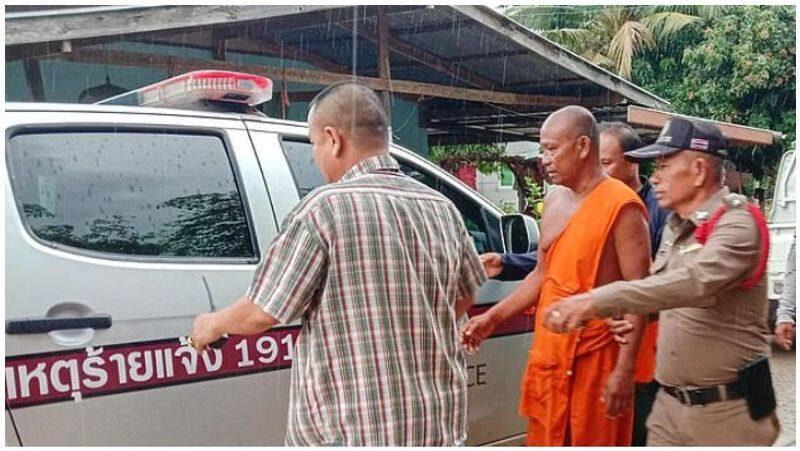 The monk who saw the ex-boyfriend with the new lover ... rage was raging