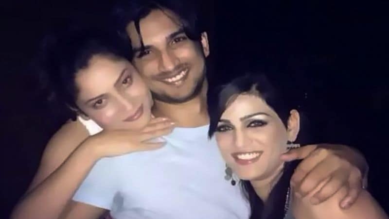 অঙ্কিতার সঙ্গে সুশান্তের প্রেম থেকে বিবাহ সবটাই বাড়ির সকলে জানতেন। এমনকী সুশান্তের বাবা এই সম্পর্কে খুশি ছিলেন।