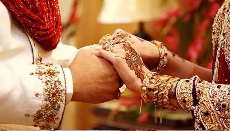 सावंत निवासी देवनाथ राम की बेटी का विवाह समस्तीपुर जिले के हसनपुर थाना क्षेत्र के मंगलगढ़ निवासी राम सखाराम के पुत्र रवींद्र कुमार से था। तय समय पर बाराती पहुंचे। ज्यादा बाराती देखकर घराती पक्ष ने नाराजगी जताई। (प्रतीकात्मक फोटो)