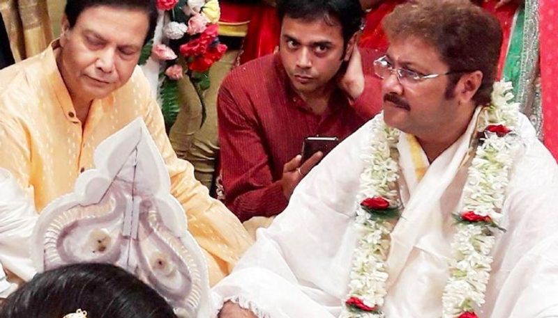 এক বছর বাড়ি থেকেও বেরোননি। সুশান্ত সিং রাজপুতের পরই নানা রাজনীতি এবং স্বজনপোষণ নিয়ে উত্তপ্ত হয়ে উঠেছে চারিদিক।
