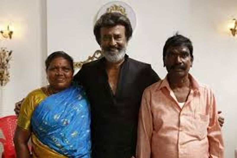 காண பாலா தன் அப்பா ,அம்மாவை காலா படத்தில் பாட்டு பாடும் பொழுது இவங்கள அழைத்து போட்டோ எடுத்து கொண்டார்கள் 