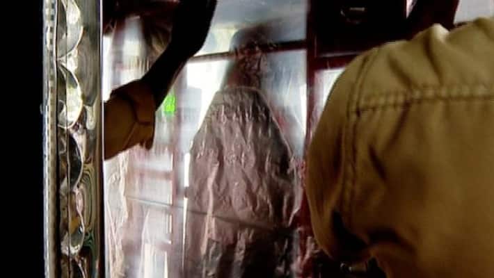 auto rickshaw drivers uses plastic screens to avoid covid 19 spreading auto rickshaw drivers uses plastic screens to avoid covid 19 spreading